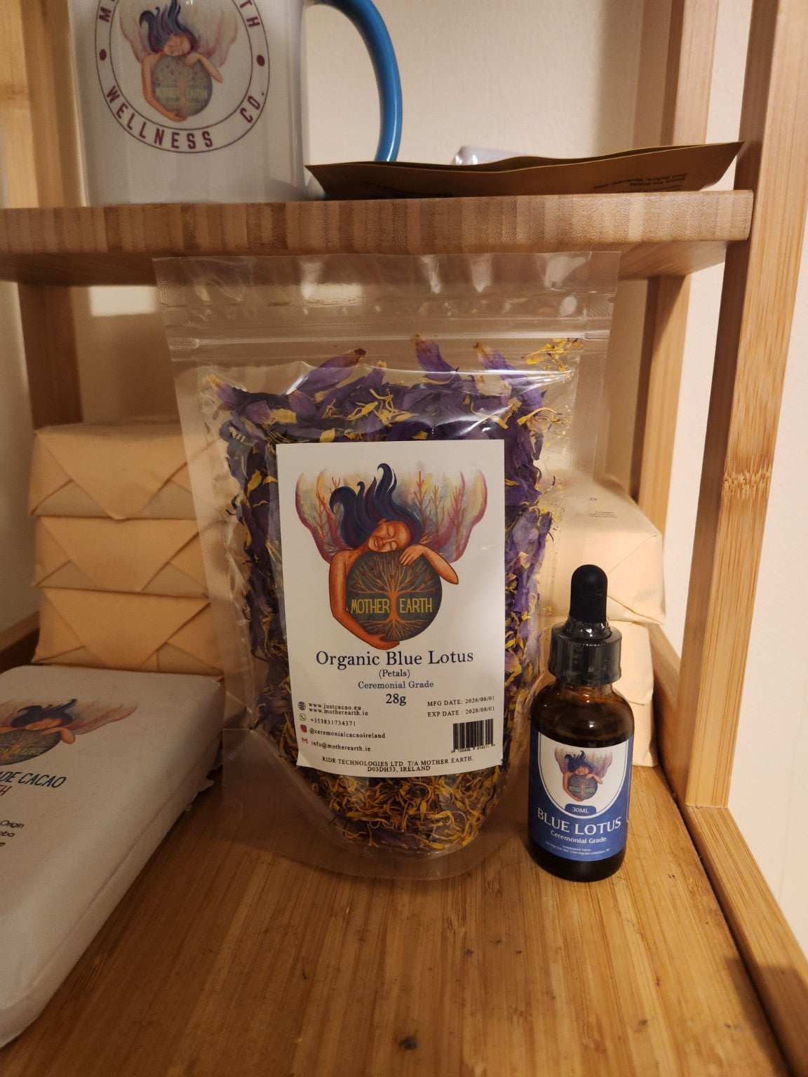 Mother Earth Blue Lotus dried petals 28g with Blue Lotus botanical tincture 30ml